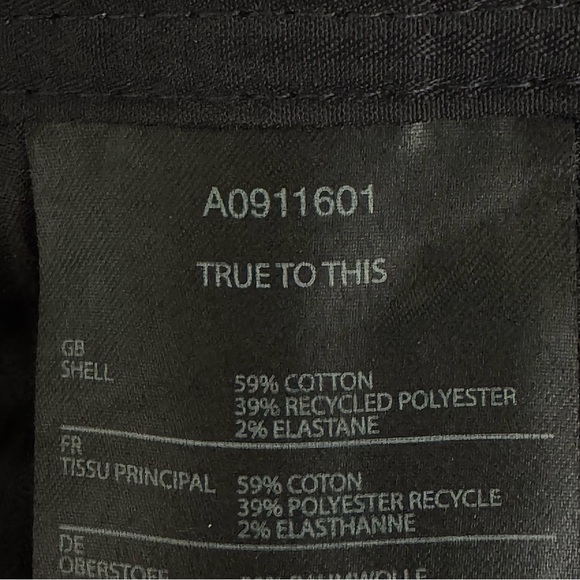 VOLCOM Frickin Stretch Shorts Navy Twill Flat Front Chino Size 32 True to This - Picture 8 of 16